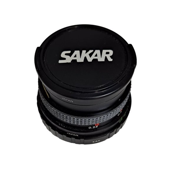 Camera ProMaster Spectrum 7 Wide Angle 28MM 49MM f2.8 Sakar 1:2 Camera Lens Lot - Picture 1 of 13